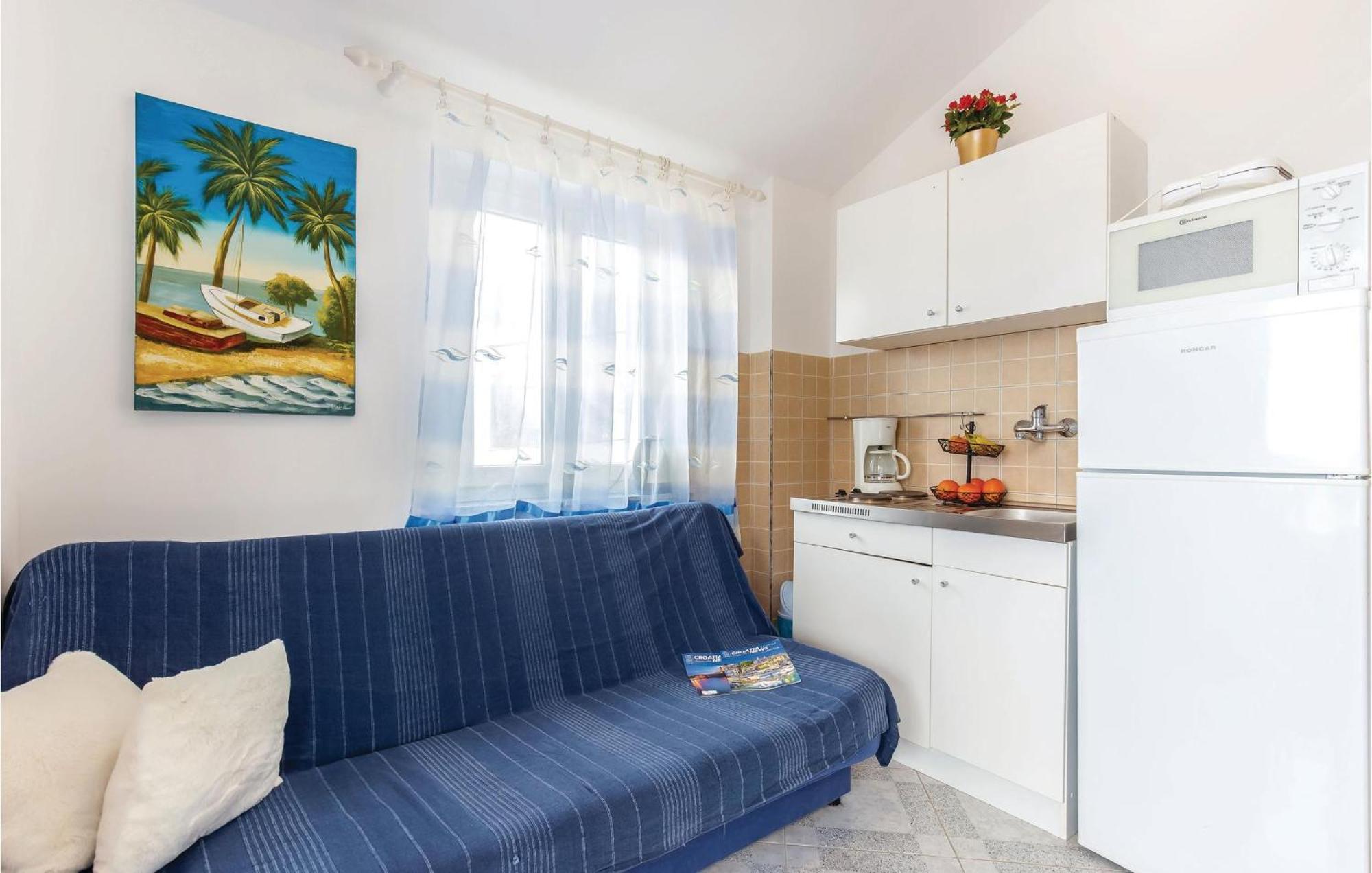 1 Bedroom Stunning Apartment In 里耶卡 外观 照片